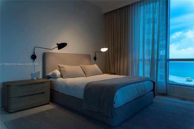 Building Photo - 5959 Collins Ave