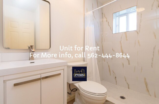 Building Photo - Townhome - 3 Bedrooms-2.5 Baths - Los Ange...