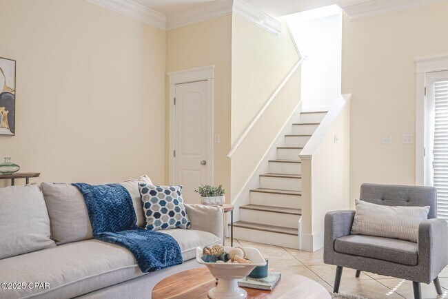 Building Photo - 61 Madie Ln