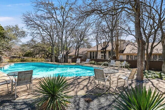 Building Photo - 8405 Cima Serena Ct