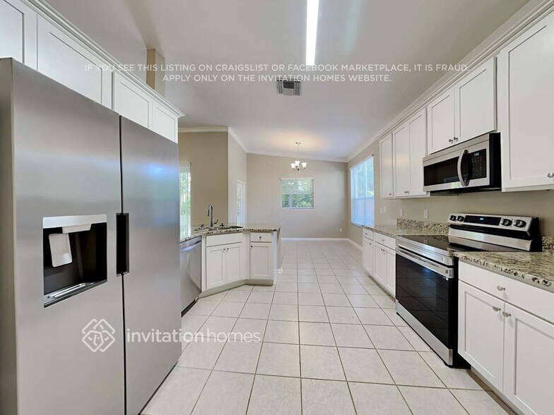 Building Photo - 305 Englenook Dr