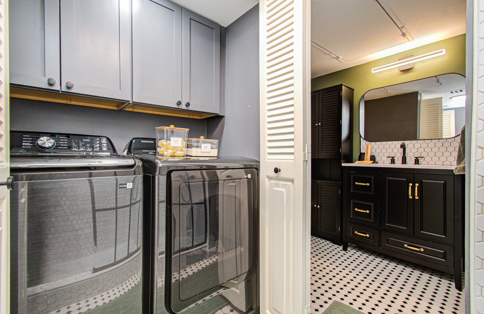 Building Photo - 8429 Hearth Dr