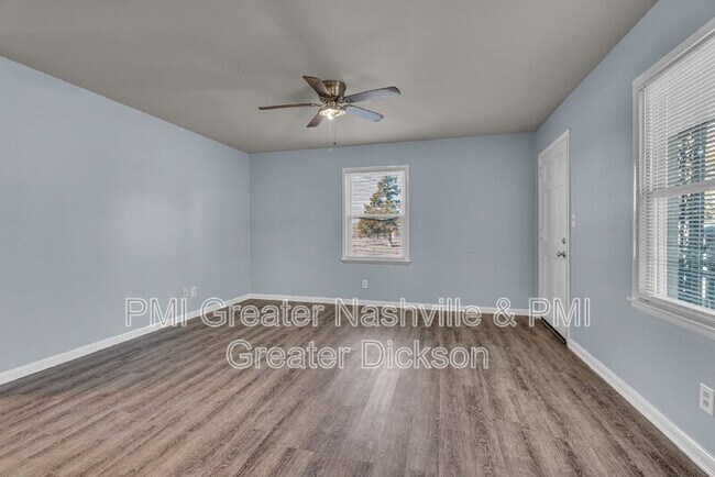 Building Photo - 816 Greenland Dr