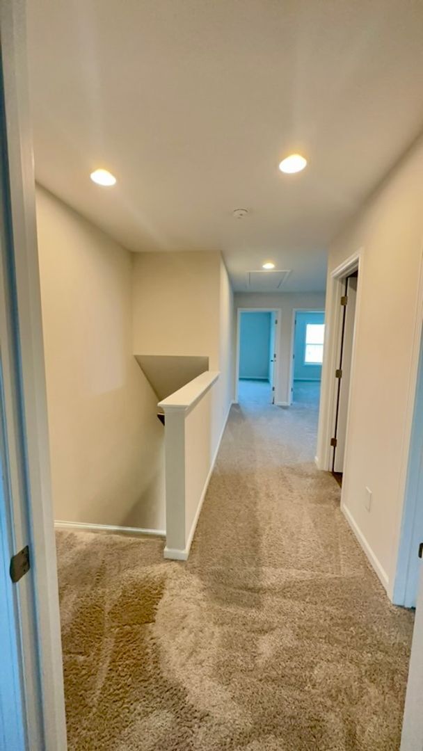 Building Photo - 156 Calming Crk Wy