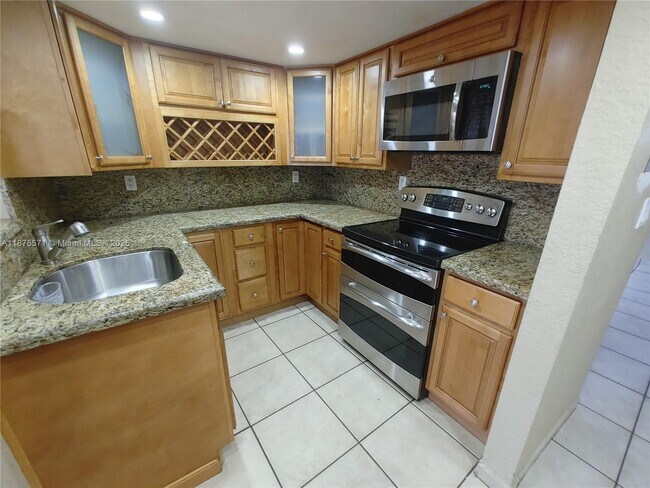 Building Photo - 2270 W 54th Pl