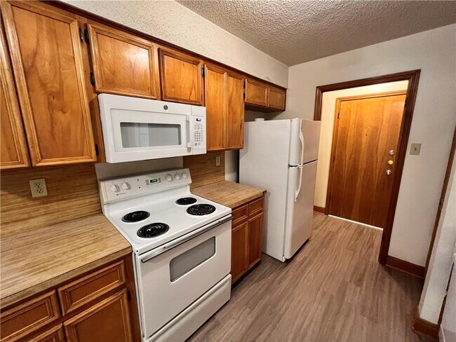 Building Photo - 103 S Kaupo Dr