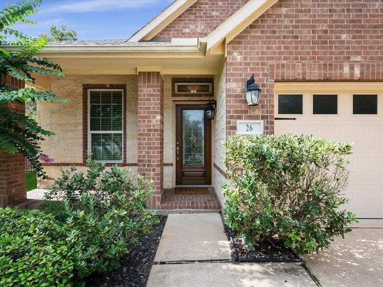 Building Photo - 26 Canterborough Pl