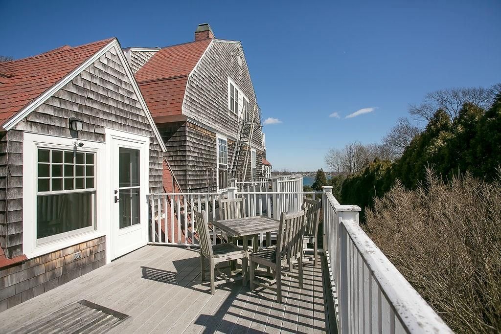 Building Photo - 1 Seaview Ave