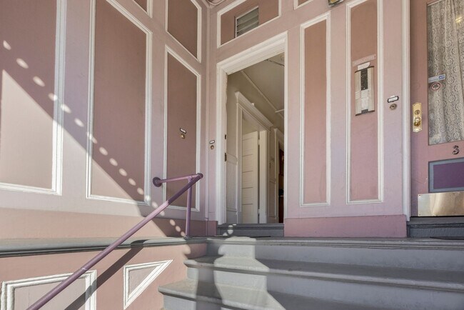 Building Photo - 3982-3984-3984 25th St