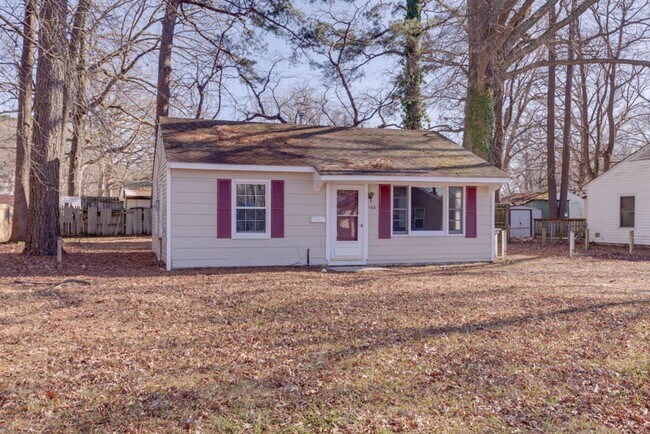 Building Photo - 106 Pine Grove Ave