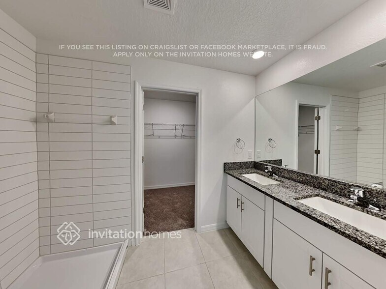 Building Photo - 113 Rose Bud Ln