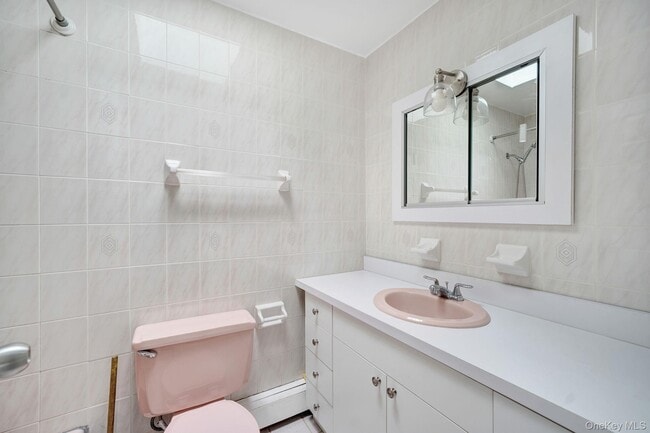 Building Photo - 80-24 138th St