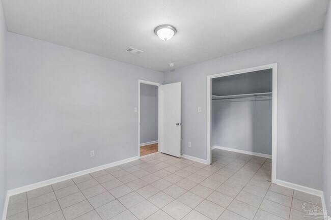 Building Photo - 7468 Brightwood St
