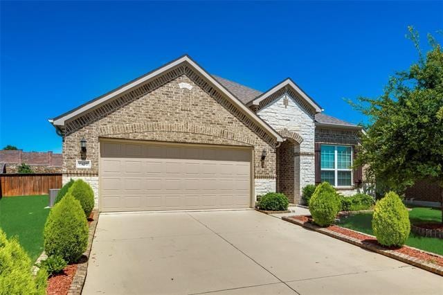 Building Photo - 601 Elm Creek Dr