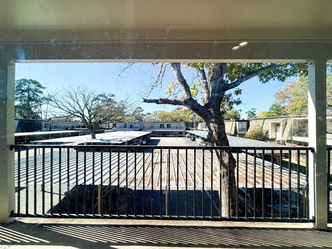 Building Photo - 12633 Memorial Dr