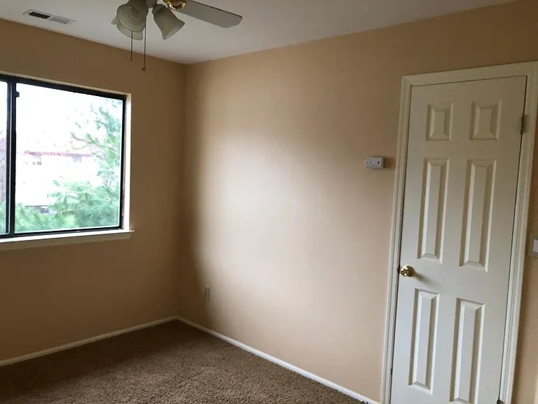 Building Photo - 4220 Birchwood Ct