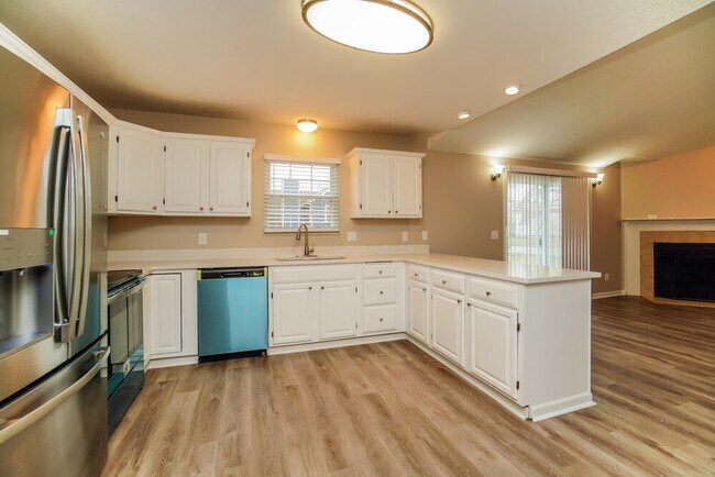 Building Photo - 381 Stone Mill Rd