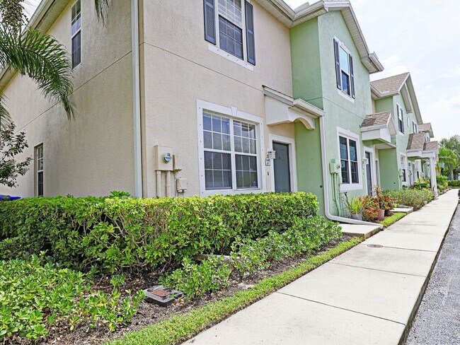 Primary Photo - Forest Lake Townhomes 3618-101
