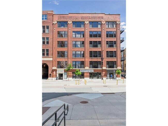 Building Photo - 618 N Washington Ave