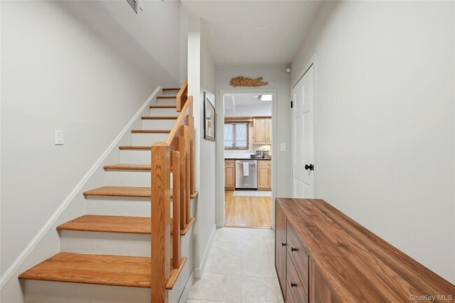 Building Photo - 38 Ormond Ave