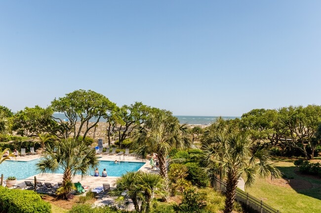 Building Photo - 7600 Palmetto Dr