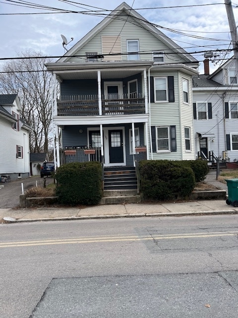 Building Photo - 198 Pine St