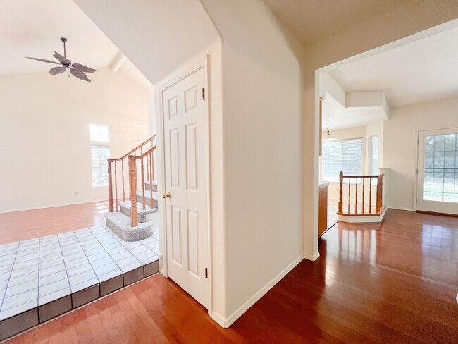 Building Photo - 8330 Sea Island Ct