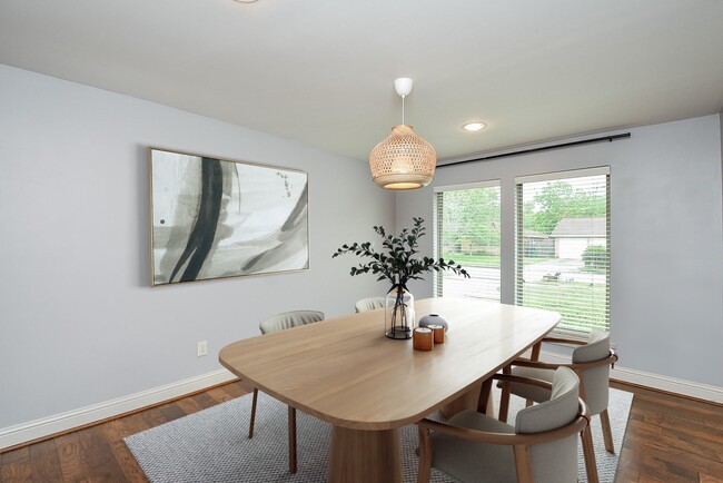 Building Photo - 5815 Dryad Dr