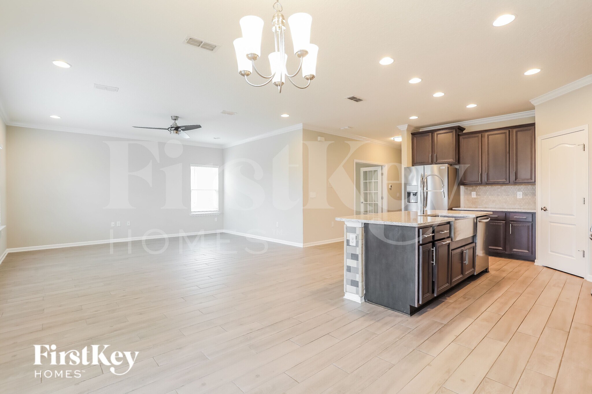 Building Photo - 3999 Heatherbrook Pl