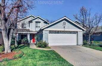 Building Photo - Welcome to this stunning 3-bedroom, 2.5-ba...