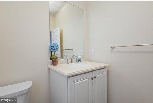 Building Photo - 100 Braebank Ln