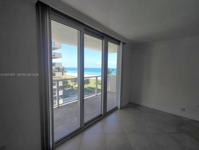 Building Photo - 5701 Collins Ave