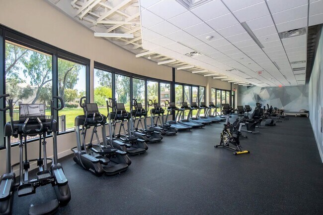 Building Photo - Furnished 2-Bed, 2-Bath Condo in Gainey Ranch