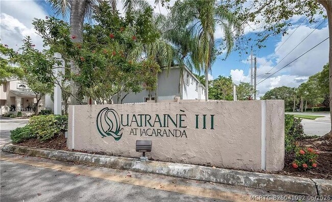 Building Photo - 9812 NW 9th Ct