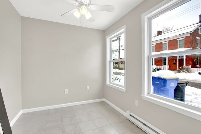 Building Photo - Bright 4 Bedroom, 2.5 Bath Home in Northeastern Schools!