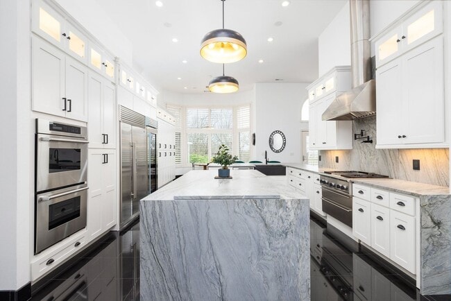 Building Photo - Located in the gated Valhalla community in Brentwood