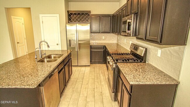 Building Photo - 12264 Desert Sea Ct