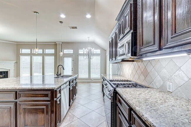 Building Photo - 27923 Silverstream Ct