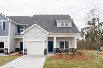 Building Photo - 1575 Grey Cliff Run