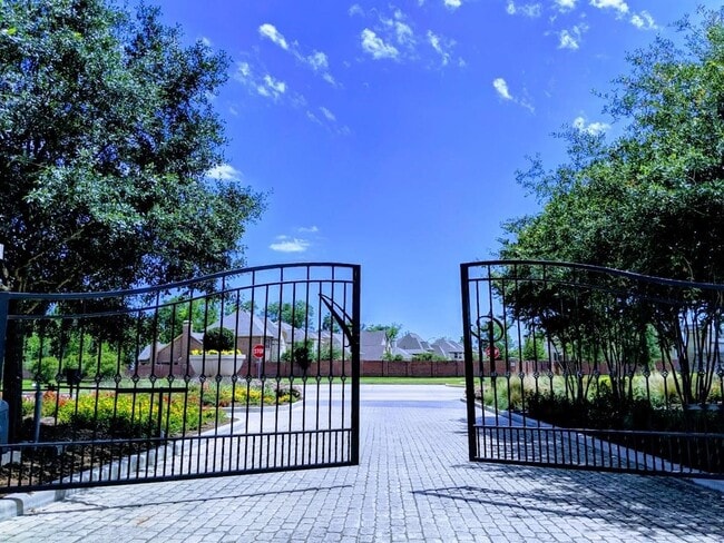 Building Photo - 6027 Turner Shadow Ln