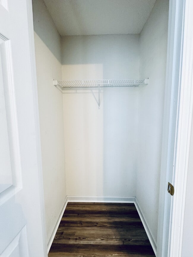 Building Photo - 5096 Capulet Cir