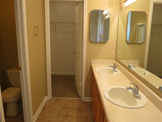 Building Photo - 13920 Bruddy Dr