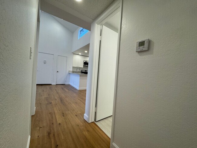 Building Photo - 25015 Peachland Ave