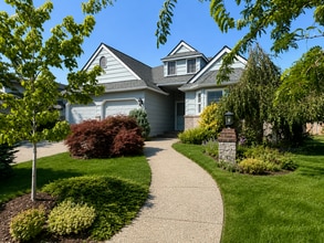 Building Photo - 9708 W Champion Ln