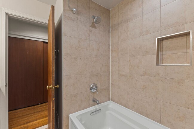 Building Photo - Discover this beautifully updated Colonial...