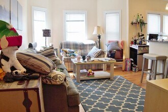 Building Photo - No Brokers Fee, No Security Deposit, Porch, Eat-in Kitchen