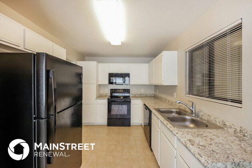 Building Photo - 22218 N 32nd Ave