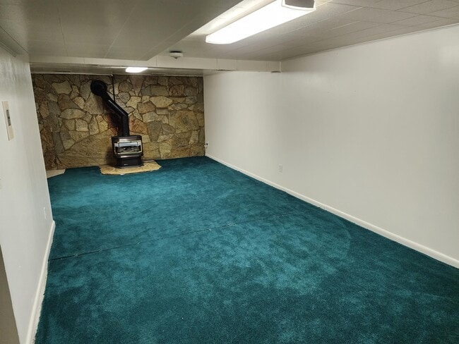 Building Photo - 5065 S 300 W
