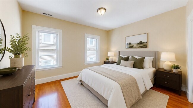 Building Photo - 27 Champney St