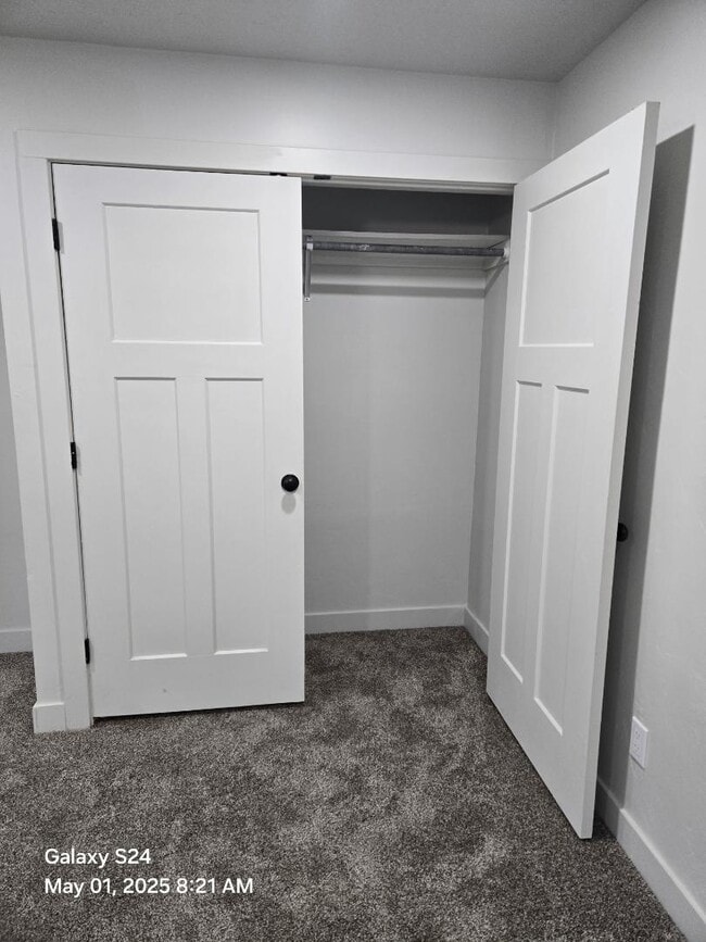 Building Photo - 309 E 200 S